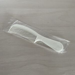 Vintage NEW‎ Estee Lauder Comb White 6.5” Inches